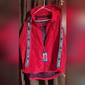 Tommy Hilfiger Women's Anorak Windbreaker -Stylish, Casual, and Signature Design